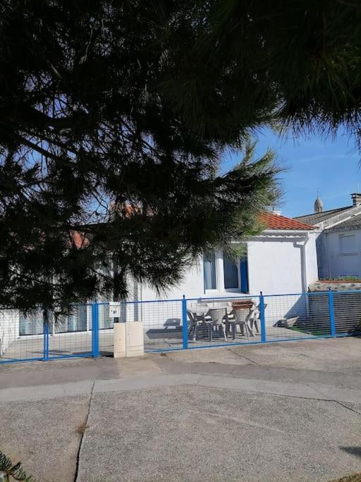 Maison De Pecheur Cour Privee En Centre Ville Saint Gilles Croix de vie Kültér fotó